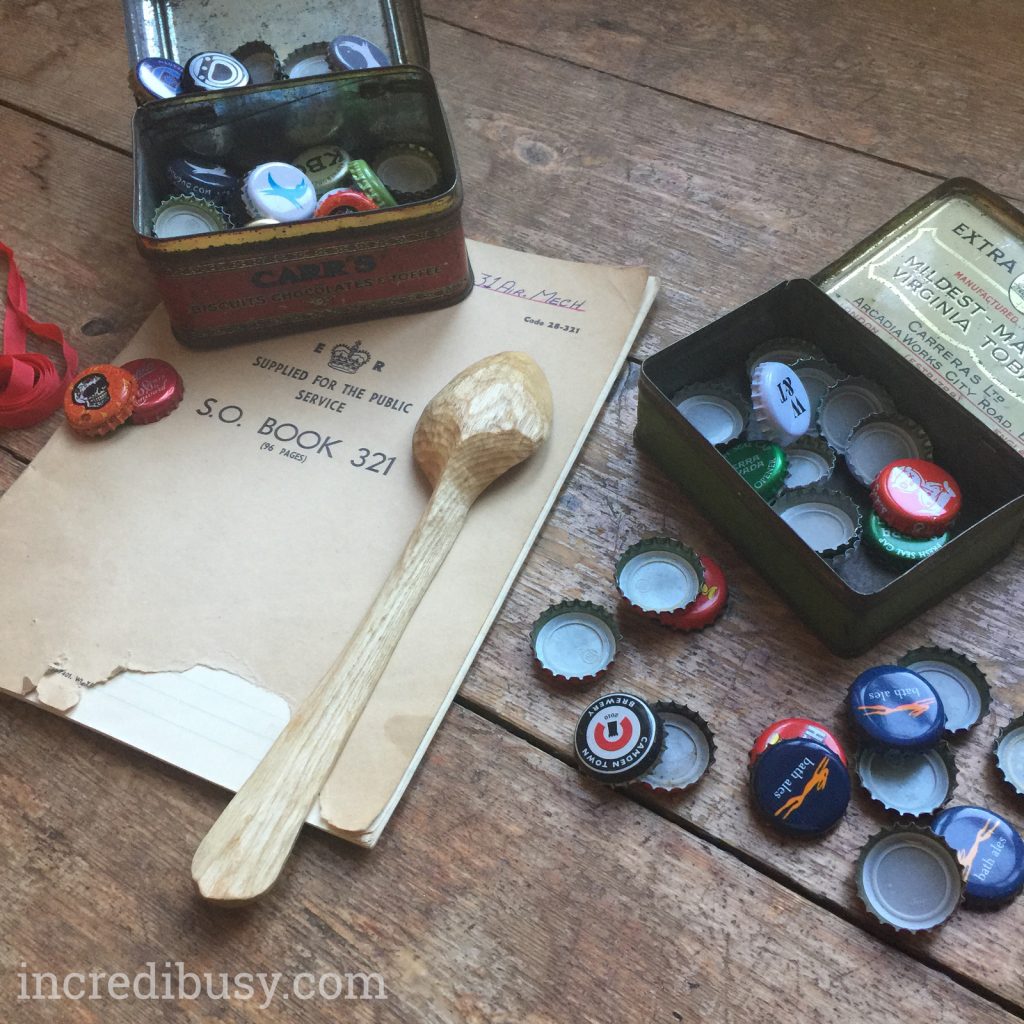 bottle-cap-decorations-three-quarter-incredibusy