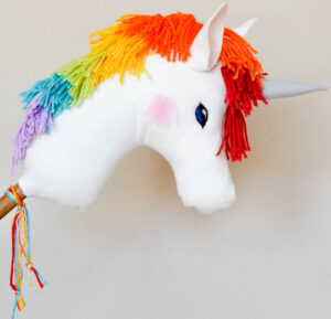 adventure in a box diy-rainbow-mane-unicorn-tutorial-1