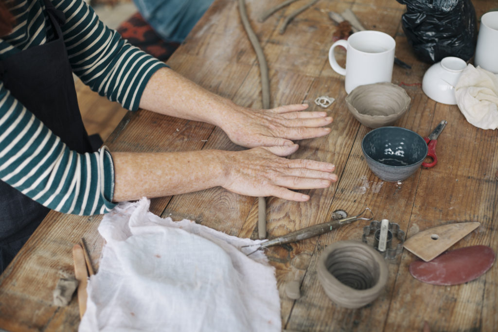 Rolling clay Making a soap dish for the plastic free bathroom